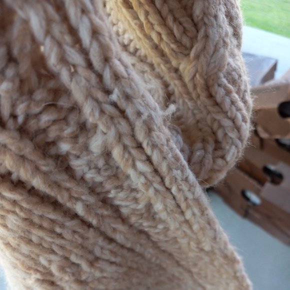 NWT Banana Republic Italian Wool Blend Chunky Cable Knit Scarf Oatmeal Beige - Picture 9 of 11